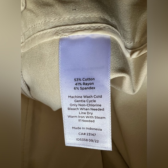 NWT Talbots Beige Chatham Ankle Pants Women’s Size 12 - Picture 10 of 16